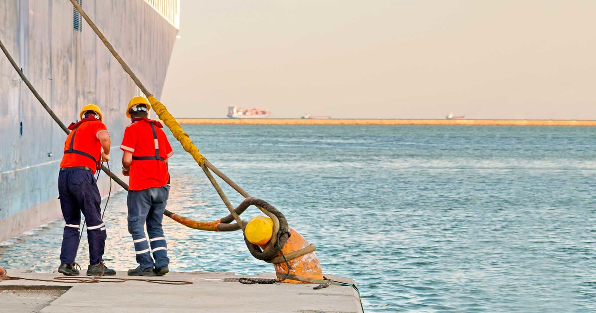 AXA XL a new name for the world leader in large P&C...